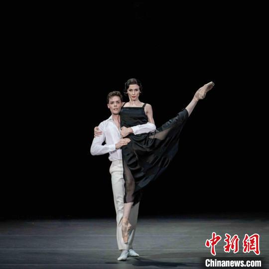 双独幕舞剧《香奈儿传奇》开启中国内地巡演