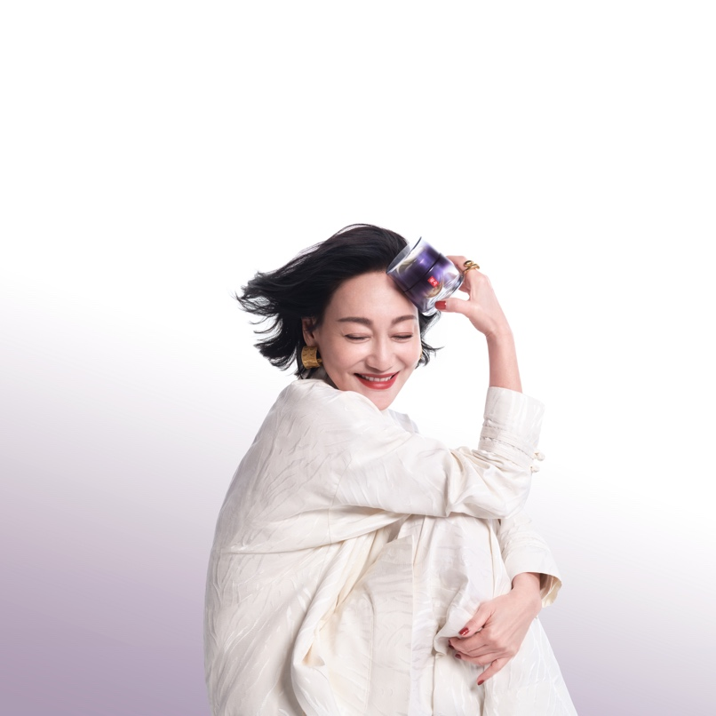 羽西品牌大使惠英红：拥抱50+女性的美与人生